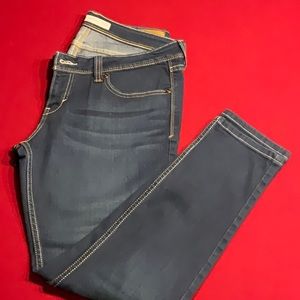 Levi’s Demi Curve Skinny Jeans